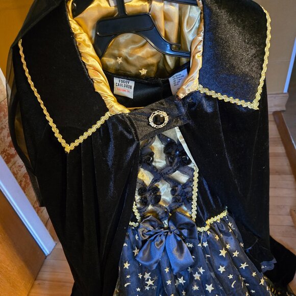 Kids Witch Halloween costume - Picture 2 of 4